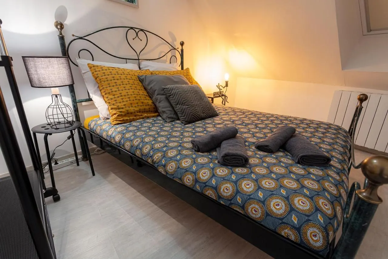 Appartement - L'Observatoire - Vue - Centre- Atypique à Rodez France